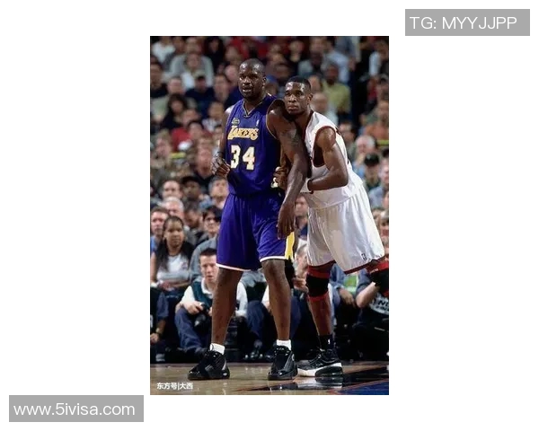 奥尼尔与穆托姆博身高对比分析及其在篮球场上的影响